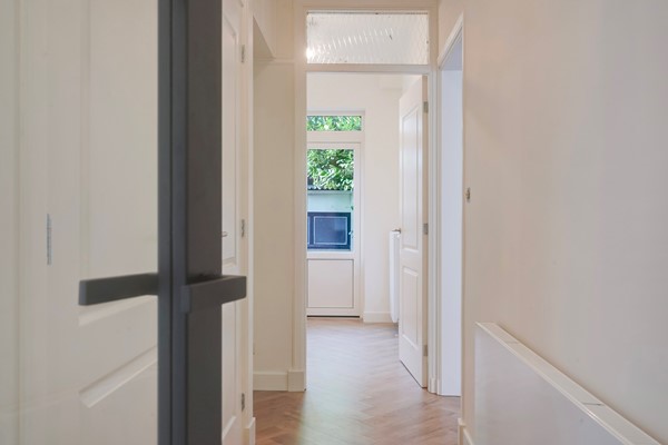 Medium property photo - Van den Berghstraat 65, 2522 ZN Den Haag